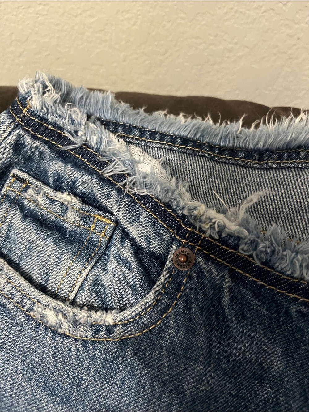 Arizona Jean Company Medium Blue Frayed-Waist Denim JEANS